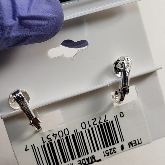 Women's Stunning Polished Silver tone Oval Hoop Clip-on Drop Earrings, 1-inch - Picture 6 of 7